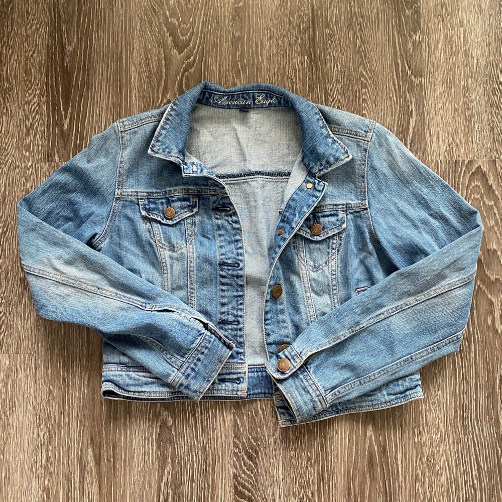 American Eagle denim medium wash jean jacket